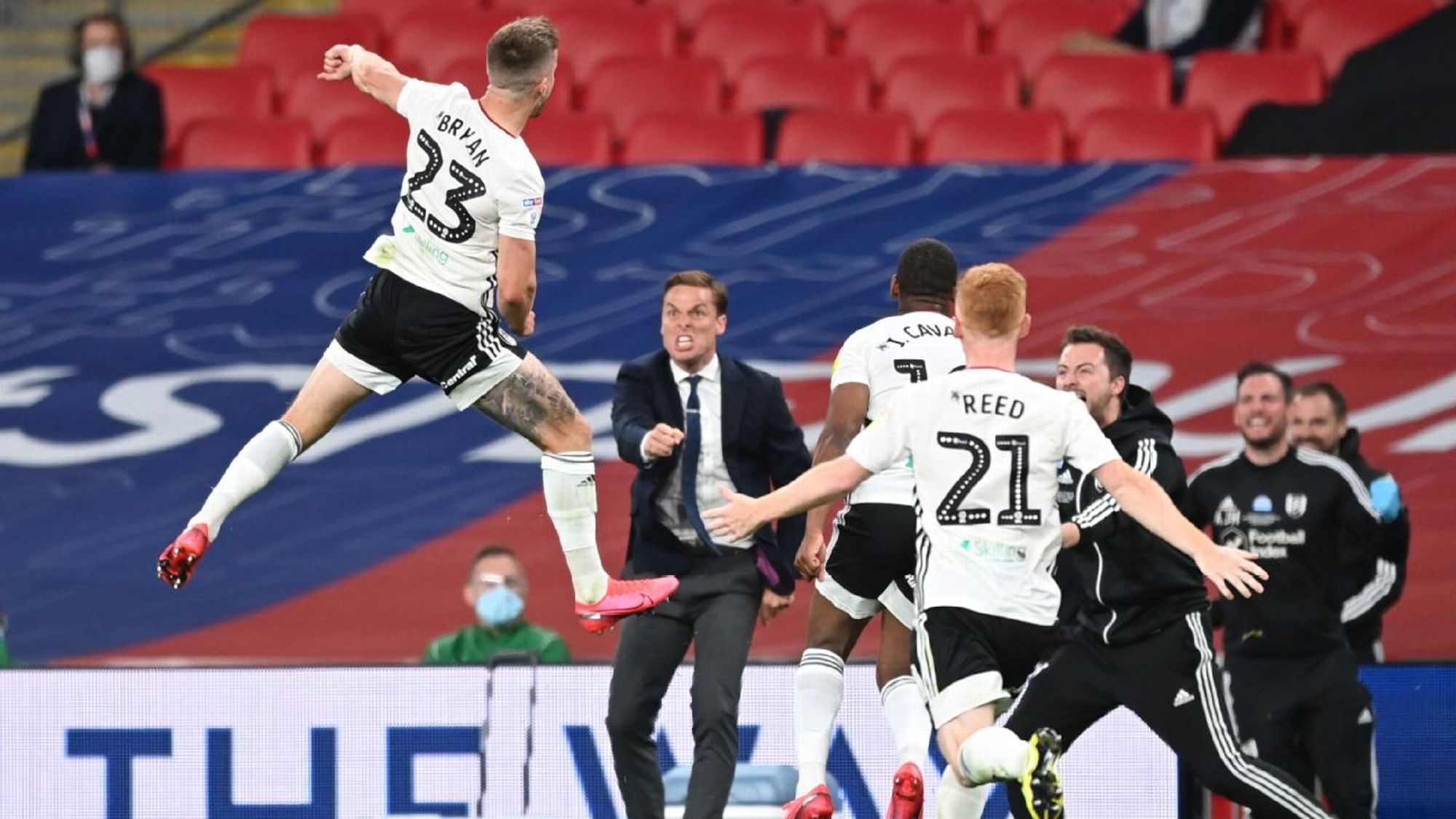 著豐富的足 著豐富的足