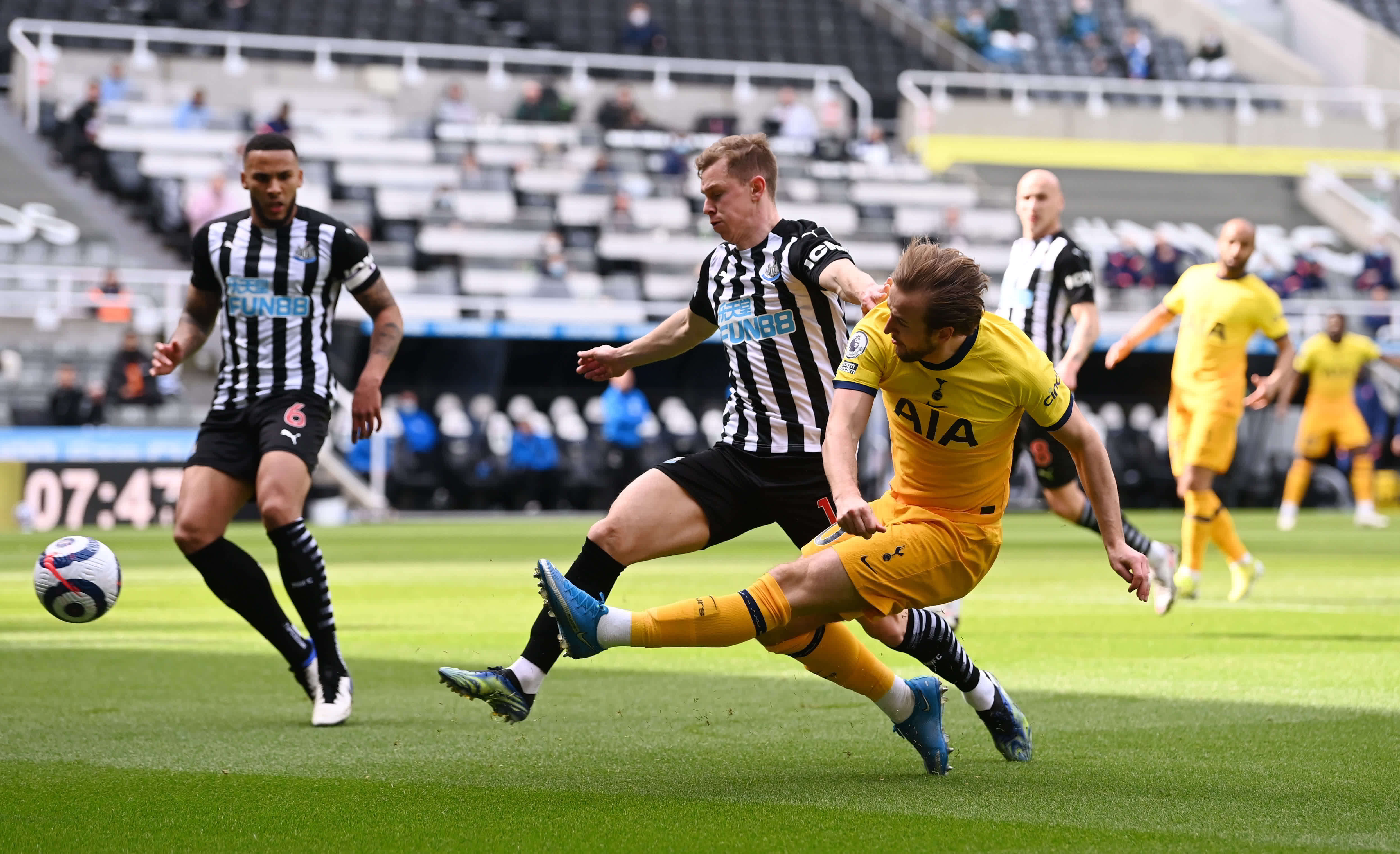 力让他在克 力让他在克