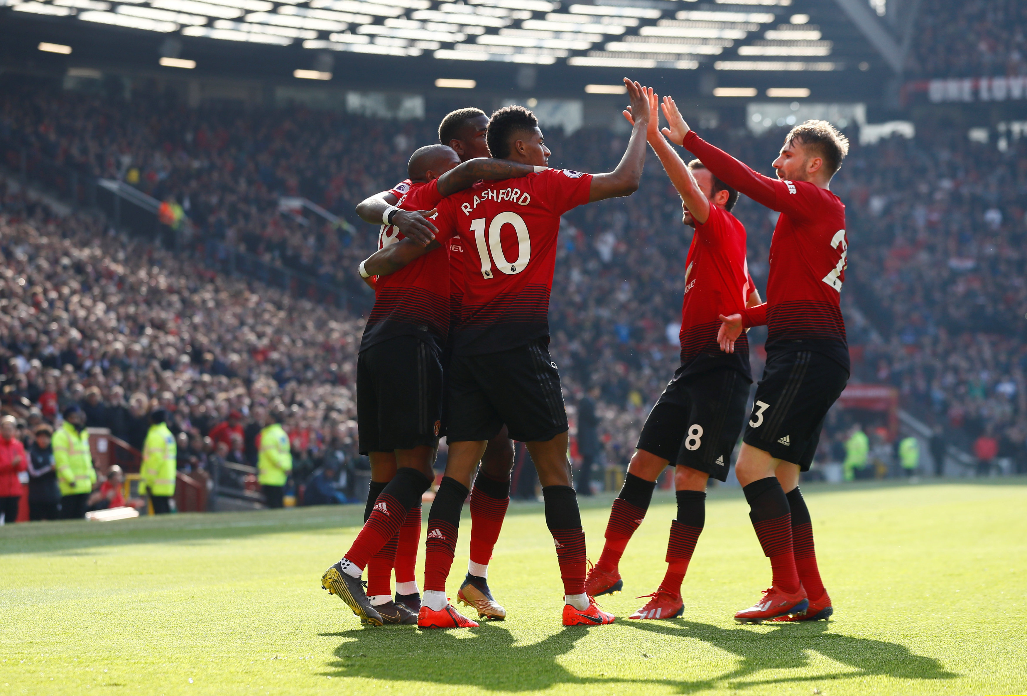 团队成就紧 团队成就紧