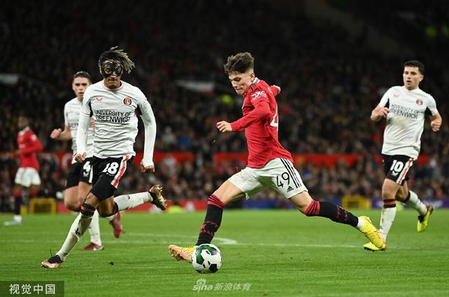 坚实的夺冠 坚实的夺冠