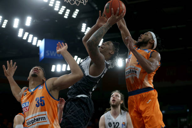 亚马尔开心 亚马尔开心